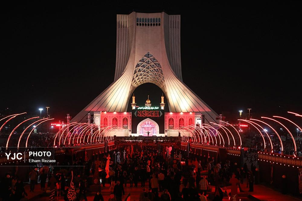 چهارمین سوگواره آئینی «محرم‌ شهر» در میدان آزادی
