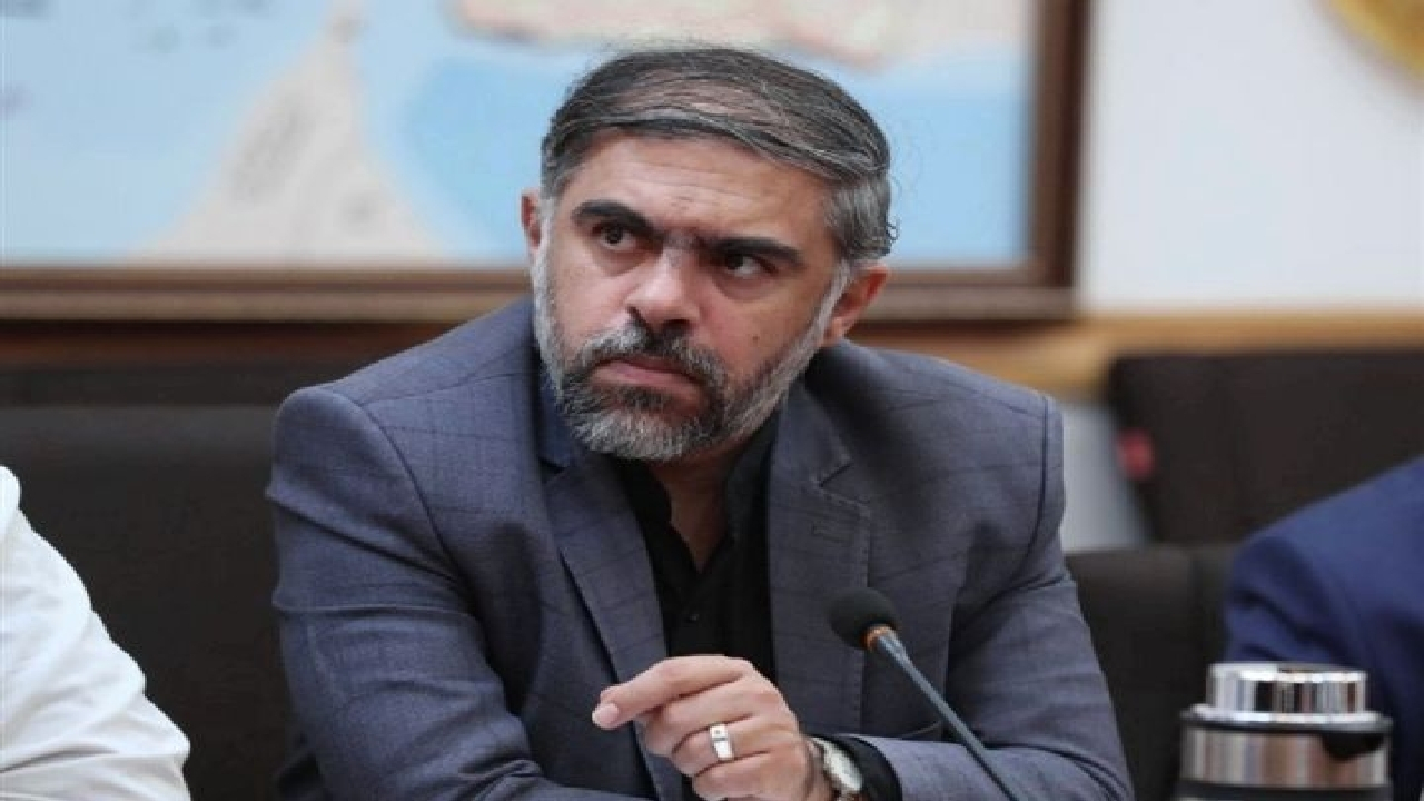 صداوسیمای کردستان به طور کامل تخریب شد، اما تصویر برای یک لحظه قطع نشد + فیلم