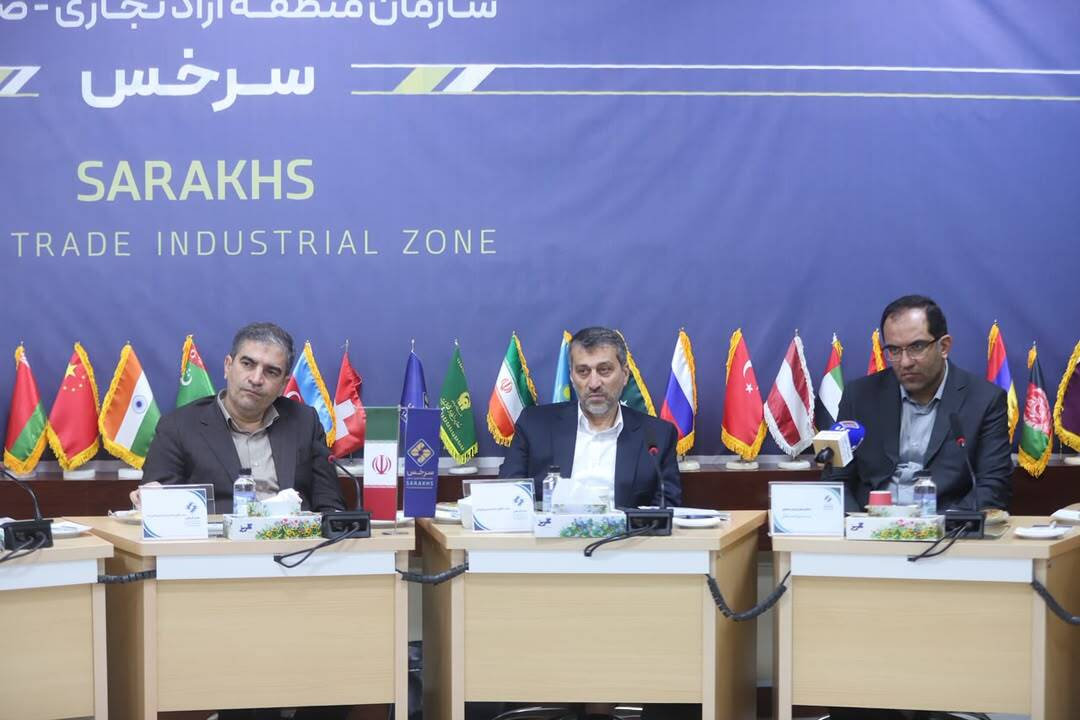 راه‌اندازی فرودگاه و تکمیل زنجیره حمل‌ونقل سرخس