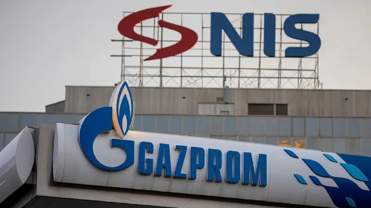 تنها پالایشگاه نفت صربستان به دلیل تحریمهای ضدروسی آمریکا با تعطیلی روبهرو است