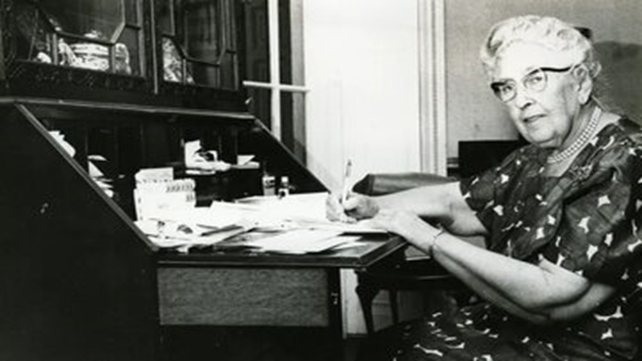 خالق پوآرو در شیراز چه میکرد؟