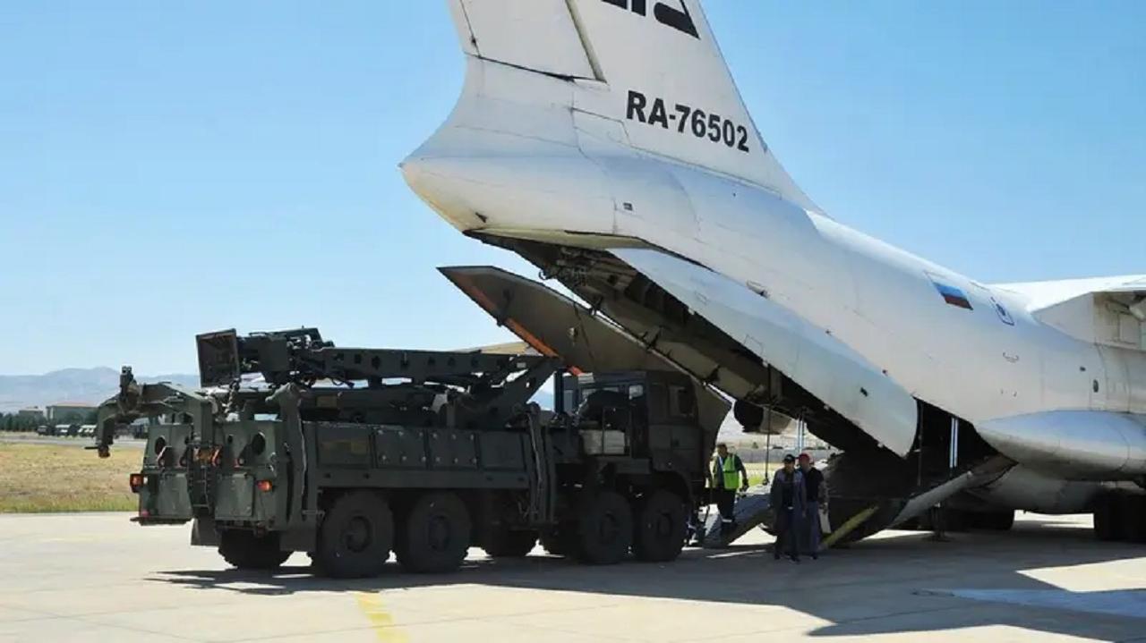 سقوط هواپیمای ترابری نظامی روسیه با هفت سرنشین