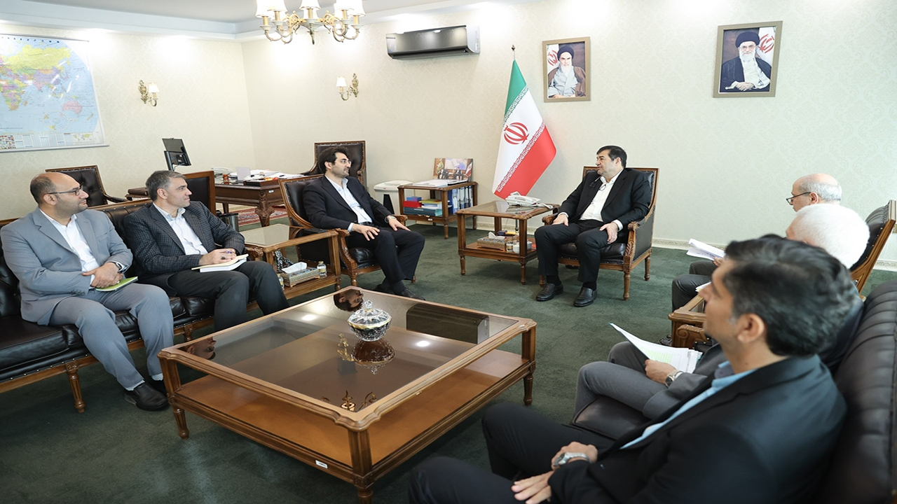 دیدار رییس سازمان امور مالیاتی کشور با دکتر دنیامالی