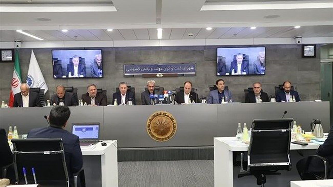 وزیر اقتصاد: بسته حمایتی برای صنایع بزرگ، کوچک و متوسط و اصناف تهیه شد