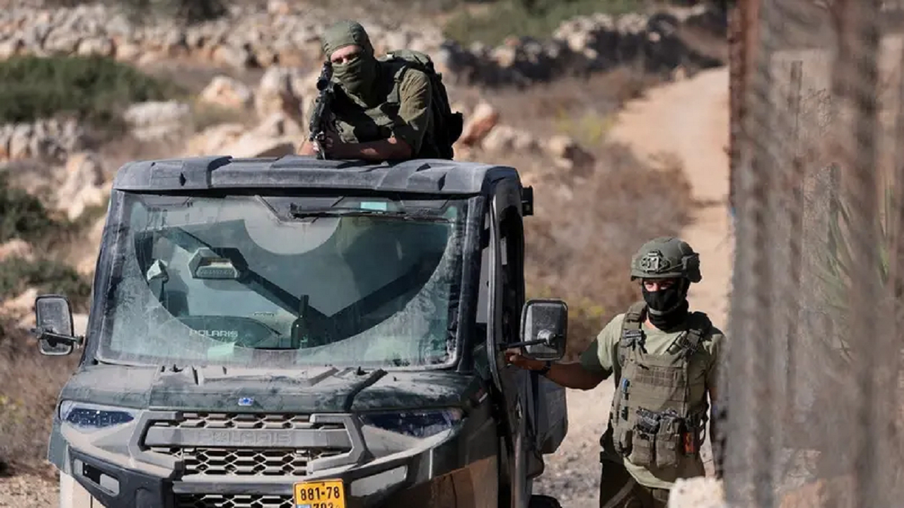 اسرائیل در طول جنگ غزه نزدیک به ۱۰۰۰ موانع جدید در کرانه باختری ایجاد کرده است