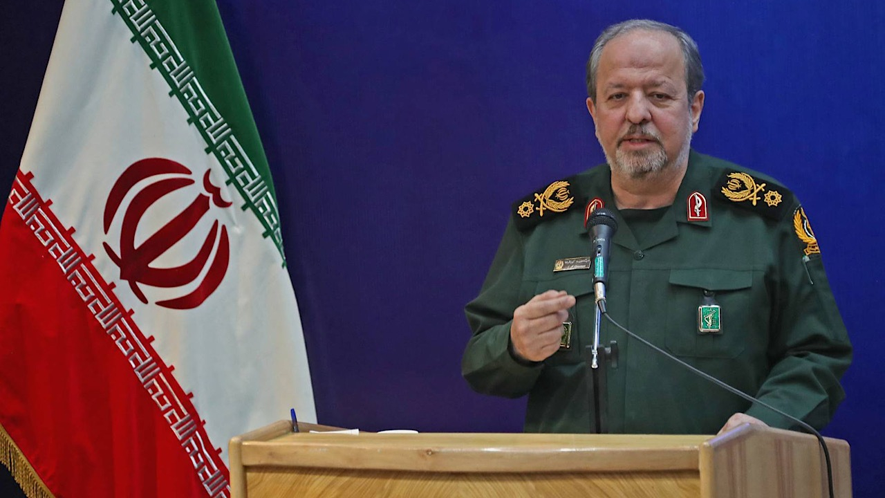 سردار ابنالرضا: صنعت دفاعی باید سریعتر از نیاز میدان نبرد حرکت کند