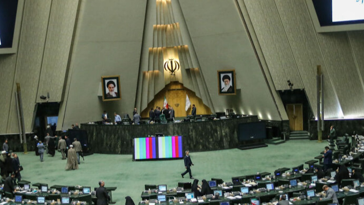 تعیین سازوکار جدید برای واردات خودروهای نو و کارکرده برای سال آینده