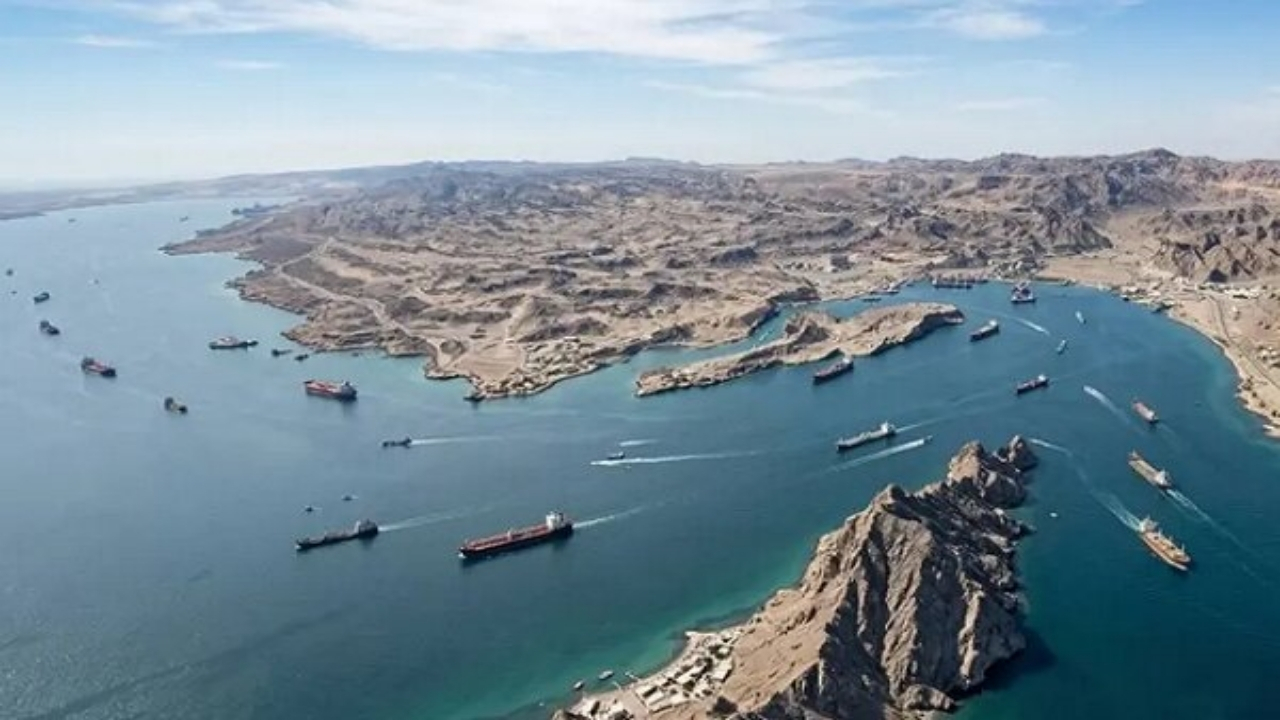 تنگه هرمز؛ میدان نبرد حقوق و اقتدار