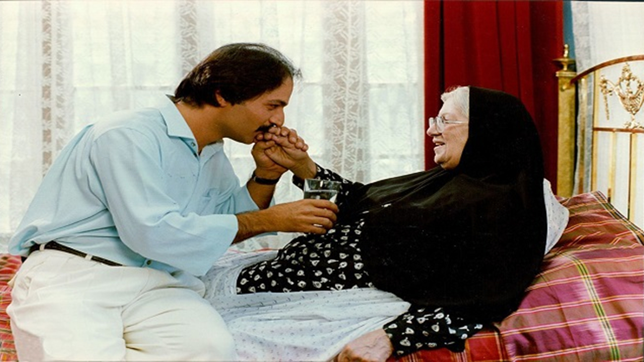 تا کجا باید به پدر و مادر احترام گذاشت و اطاعت کرد؟