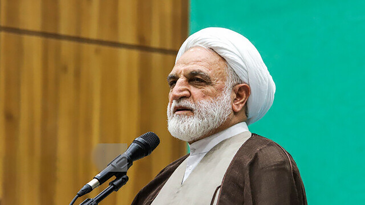 بانک مرکزی در موارد مشابه بانک آینده نگذارد کار به مراحل سخت و پرهزینه بکشد