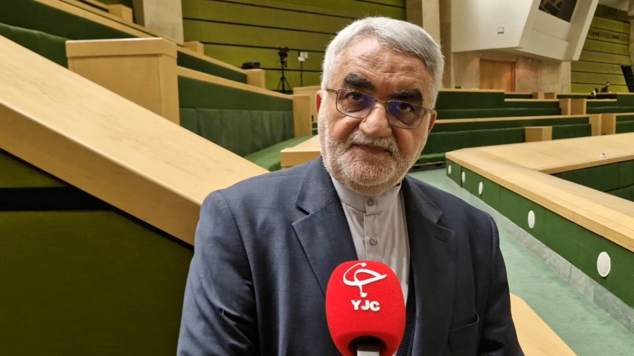 برای اثبات عدم تخطی از فعالیتهای صلحآمیز هستهای به آژانس اجازه بازدید از تاسیسات اتمی داده میشود