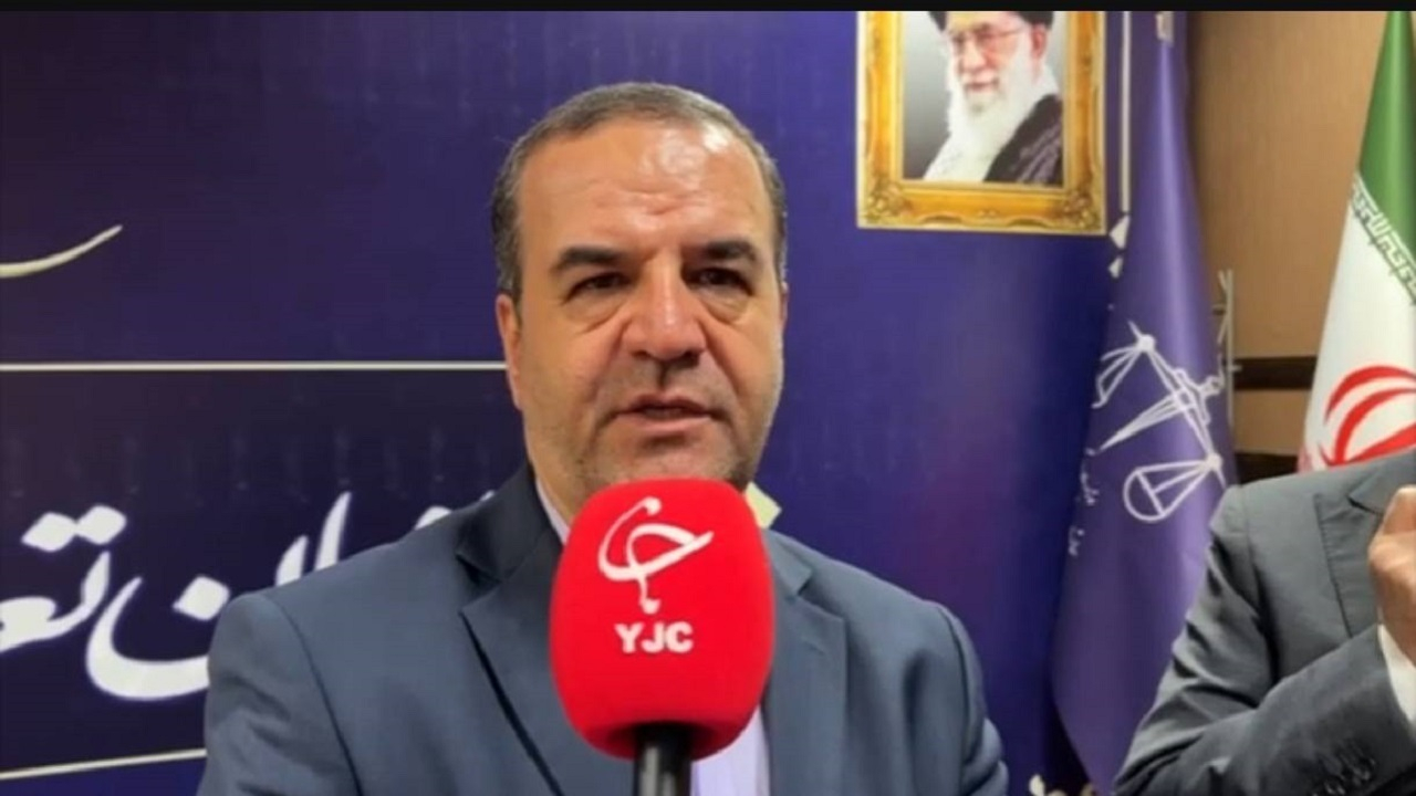 هشدار رئیس سازمان تعزیرات به مدارس غیرانتفاعی/ مدیران ایران خودرو تعلیق نشده‌اند