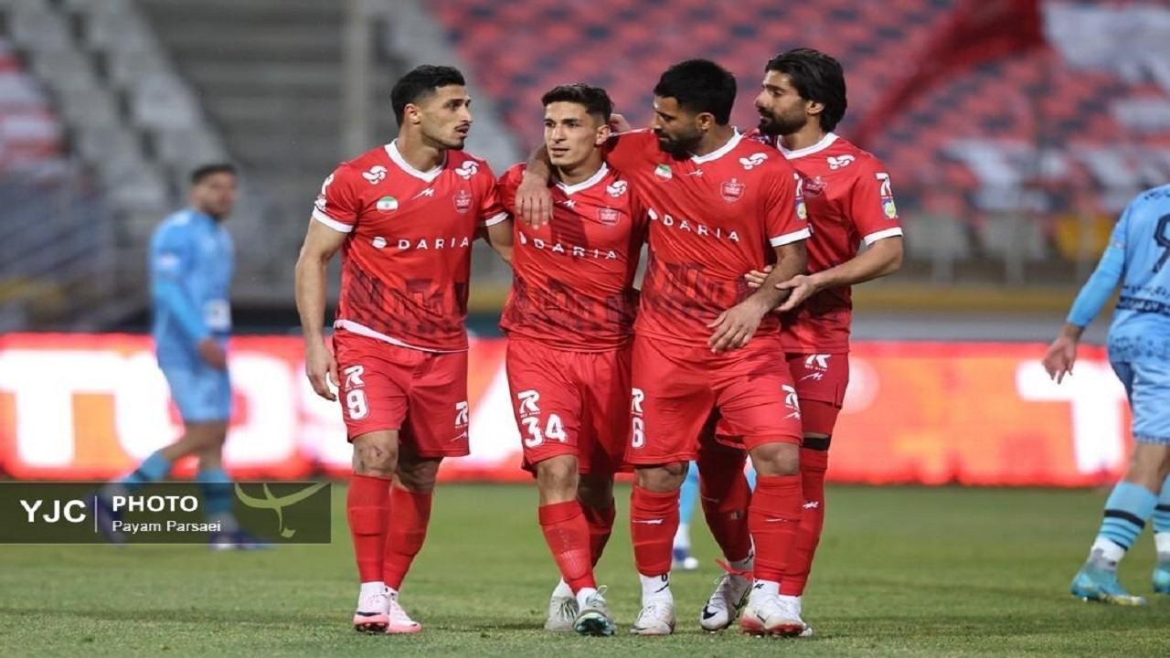 توقع بیشتری از پرسپولیس برابر چادرملو داشتیم/ محمودی بازیکن آینده داری است