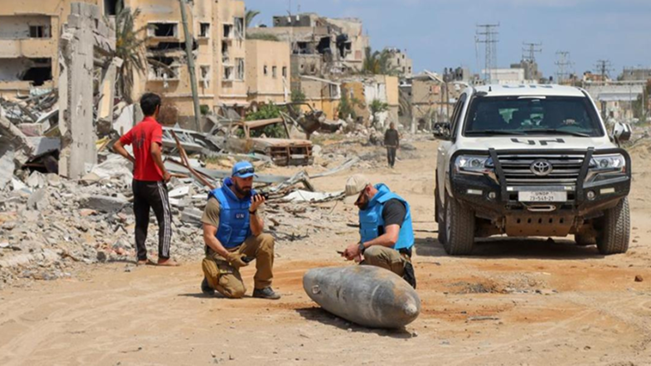 انفجار بمب به جا مانده از نظامیان صهیونیست، کودک فلسطینی را به شهادت رساند