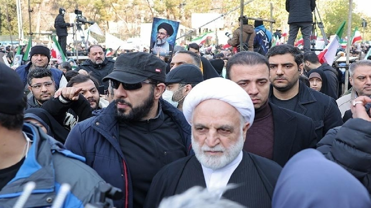 محسنی اژه‌ای: ما مسئولان نباید لحظه‌ای از متن مردم جدا شویم