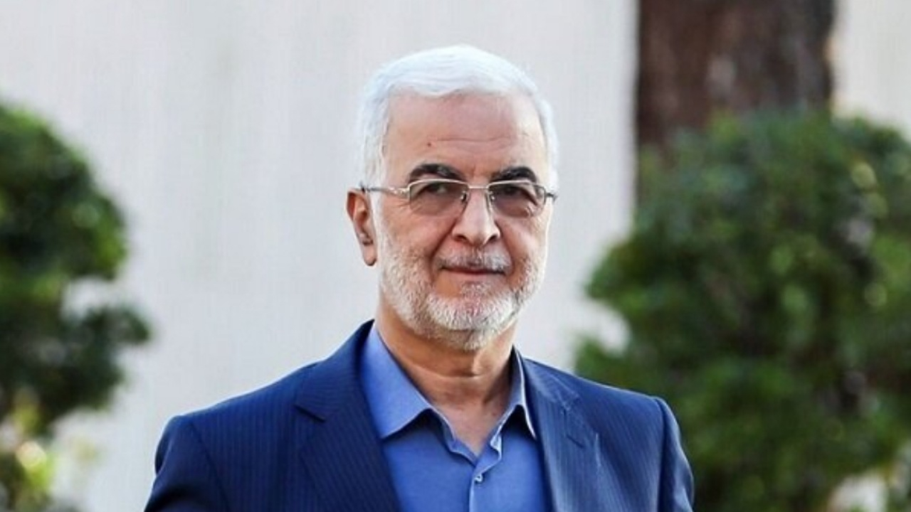 مومنی: ۵۶۰ هزار نفر از اتباع، داوطلبانه از کشور خارج شدند