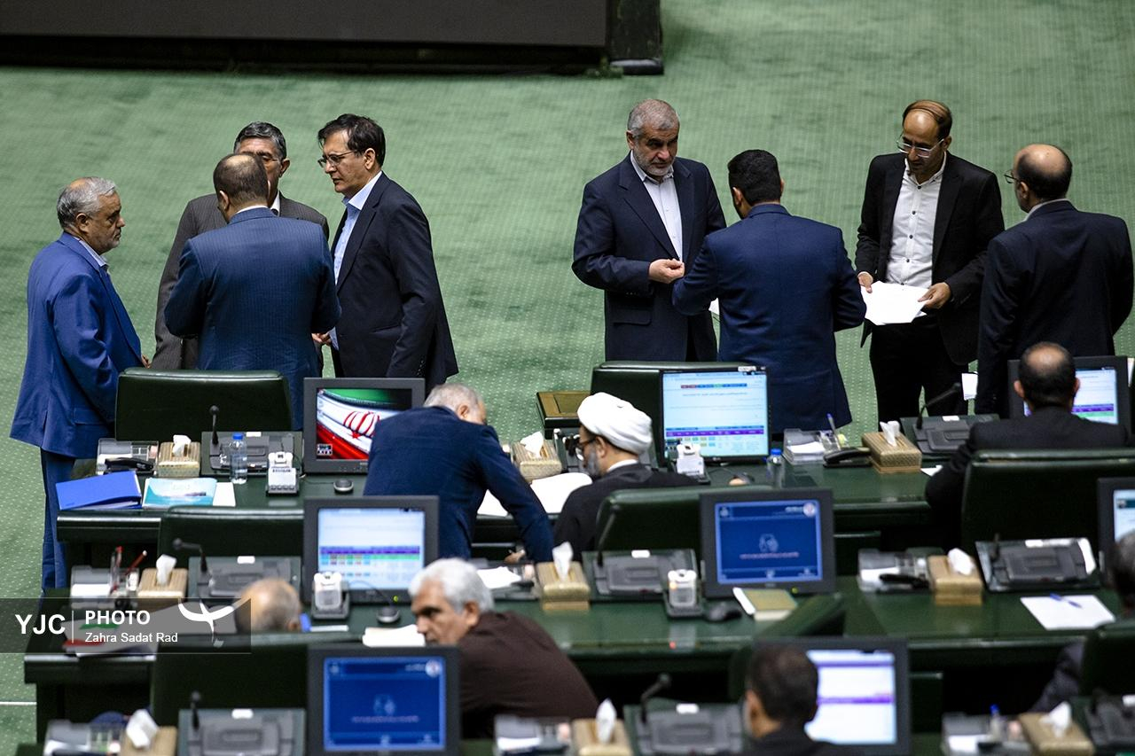 صحن علنی مجلس شورای اسلامی / سه شنبه ۸ مهر ۱۴۰۴