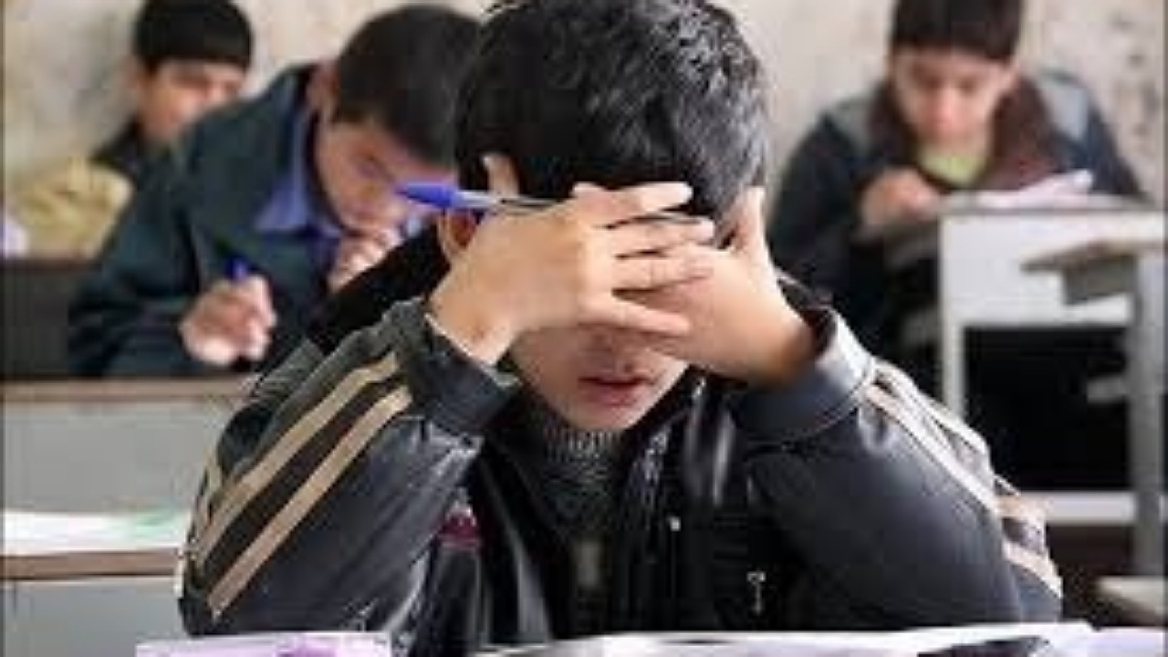 توصیه‌ای برای دانش آموزانی که امتحان دارند و همه چیز را فراموش می‌کنند + فیلم