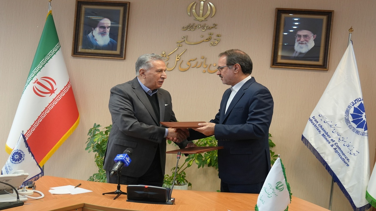 در حوزههای مرتبط با ارز و نهادهها سوءمدیریتهایی مشاهده شده است