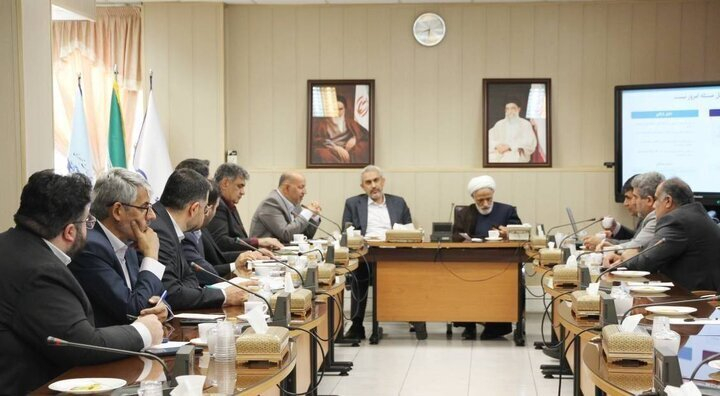 رفع موانع حقوقی مناطق آزاد در دستور کار قرار گرفت
