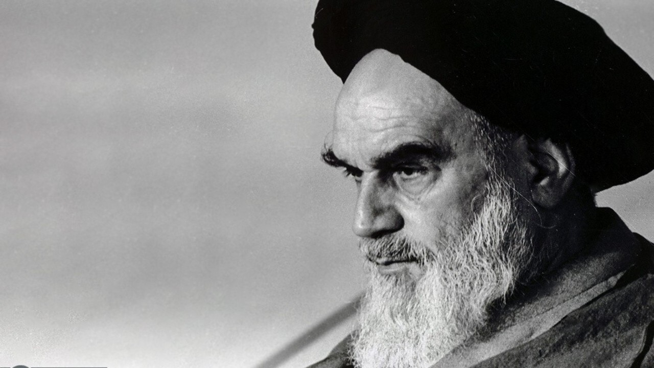 واکنش امام خمینی (ره) به یک حکم تاریخی + فیلم