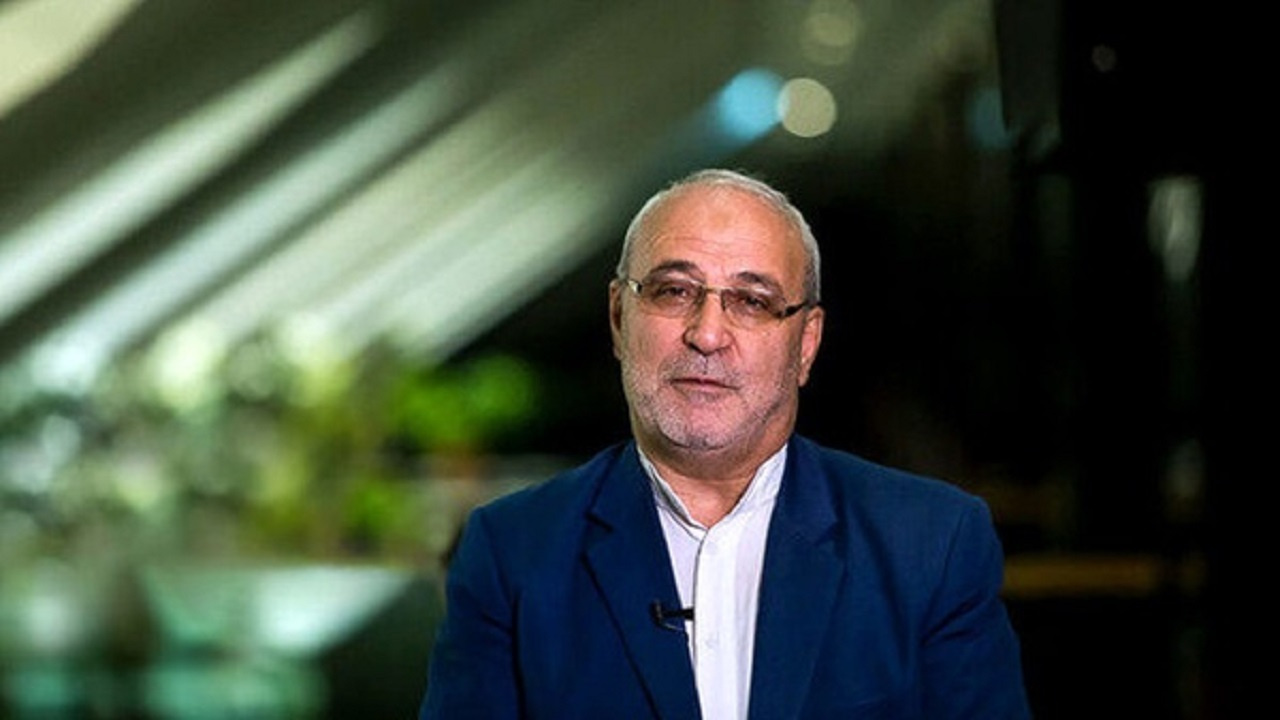 دولت برای تحقق شعار سال ۱۴۰۴ به مجلس لایحه دهد