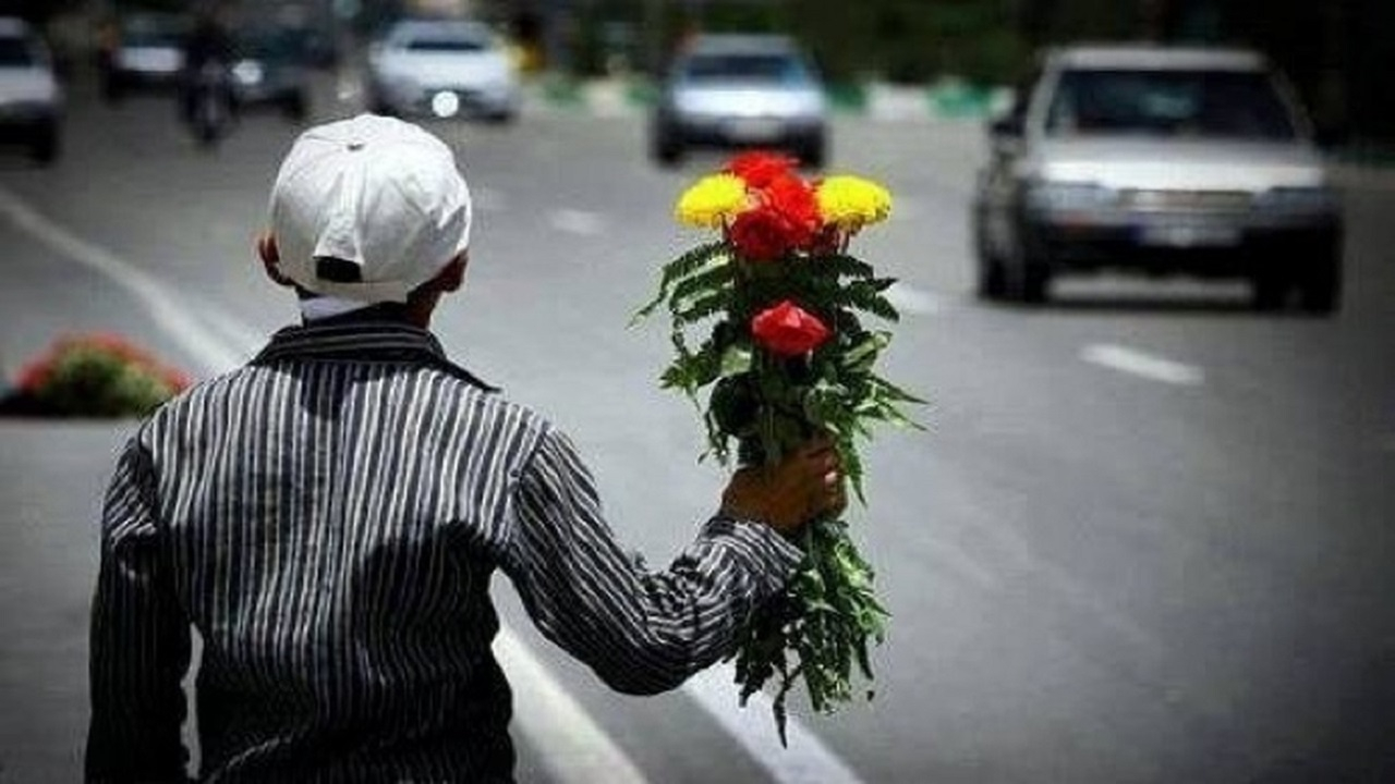 آغاز طرح ساماندهی گلفروشان در مسیرهای منتهی به بهشت زهرا (س)