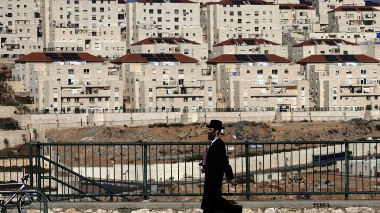 سنگاپور مقامات گروههای صهیونیست در شهرکهای اسرائیلی را تحریم میکند