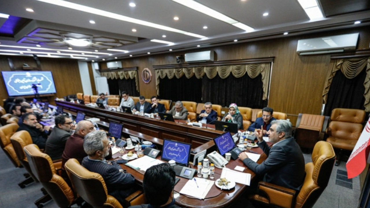 مطالبات داروخانهها از محل نقدینگی حاصل از اوراق دولت پرداخت میشود