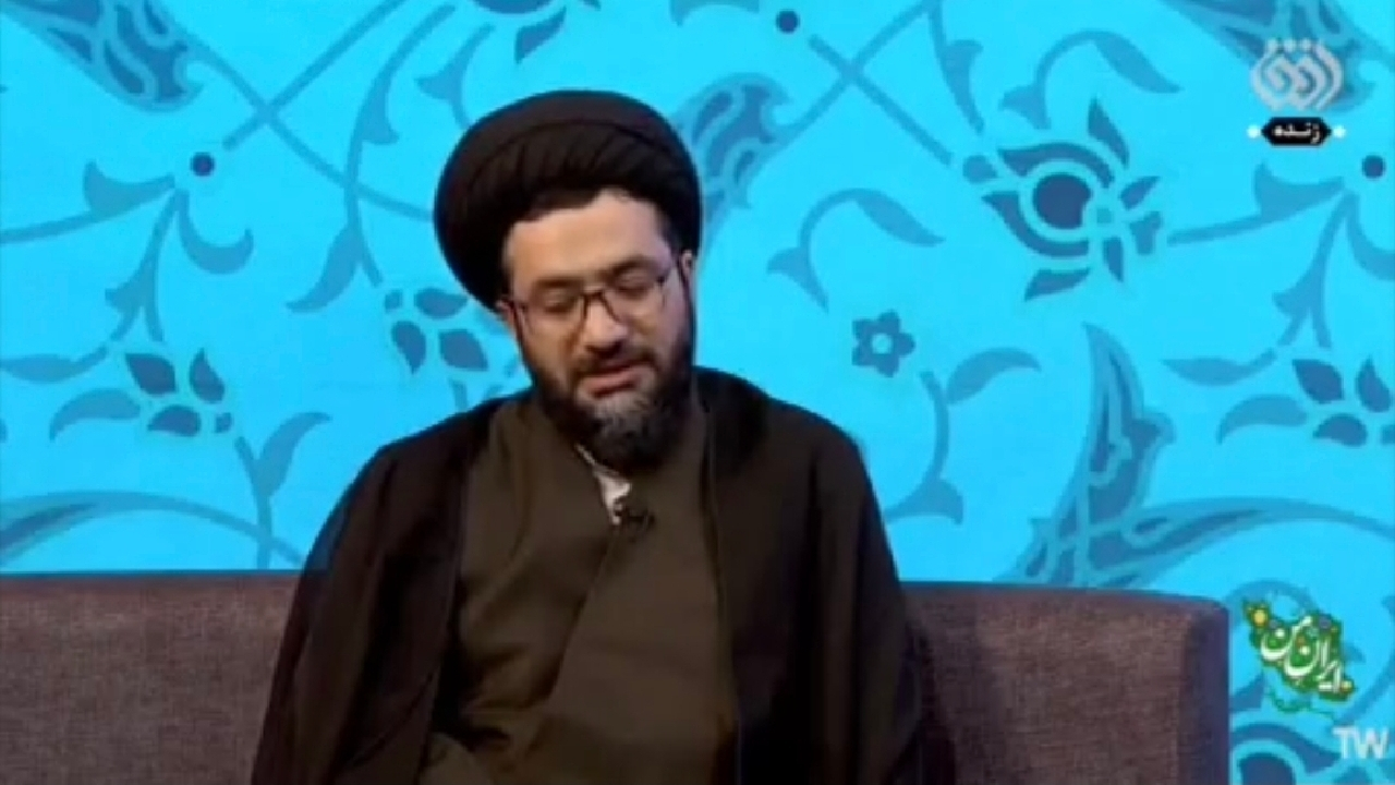 حکایت شنیدنی مردی که سالی یک بار از انگلیس به مسجد جمکران می‌آید + فیلم