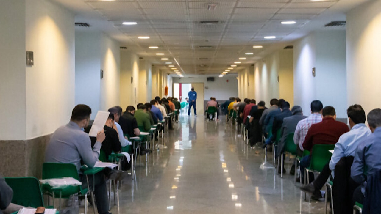 آزمون پذیرش متقاضیان پروانه کارآموزی وکالت کانونهای وکلای دادگستری ۲۴ آبان برگزار میشود