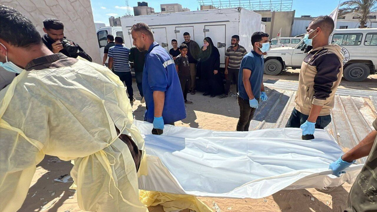 تحویل پیکر‌های ۱۵ فلسطینی به غزه در چارچوب معامله تبادل