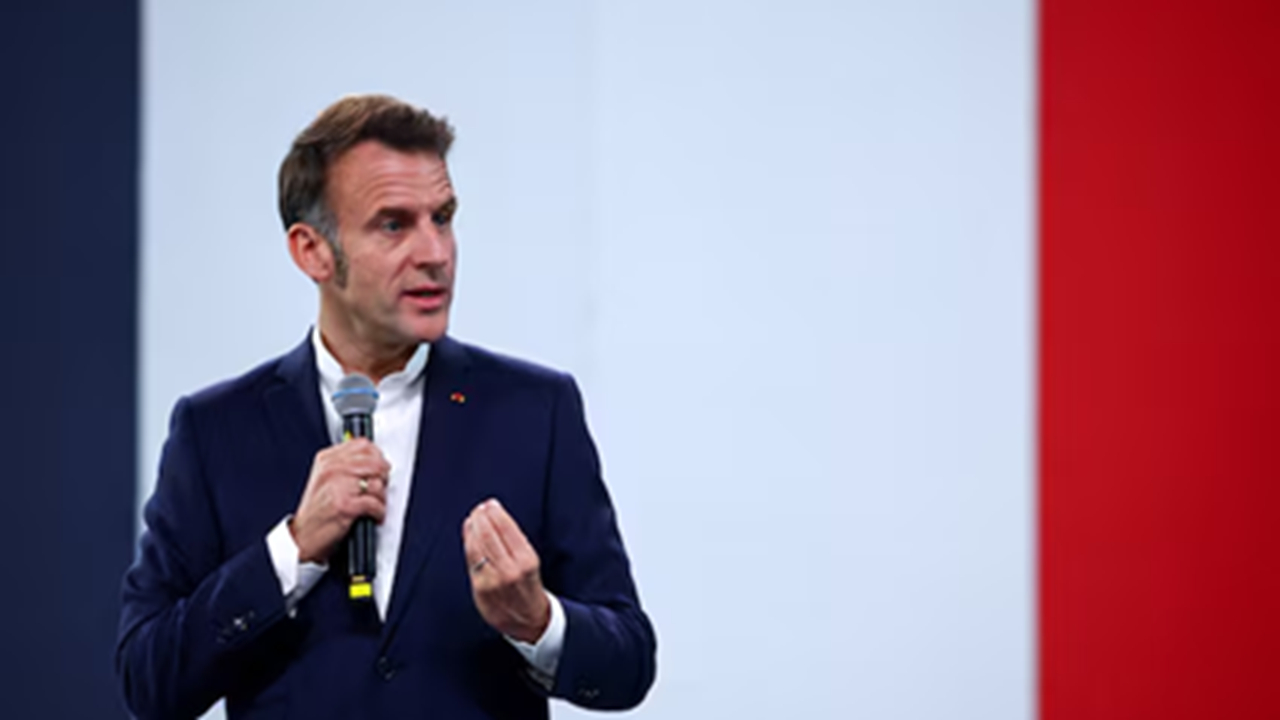 مکرون برای دیدار با زلنسکی و سایر سران اروپایی به لندن می‌رود