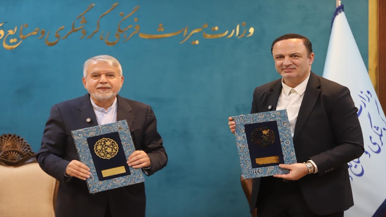 امضای تفاهمنامه همکاری بین دبیرخانه شورایعالی مناطق آزاد و وزارت میراث فرهنگی، گردشگری و صنایع دستی
