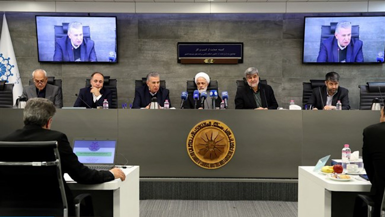 زمینه واردات گندم برای تأمین نیاز صنعت فراهم میشود