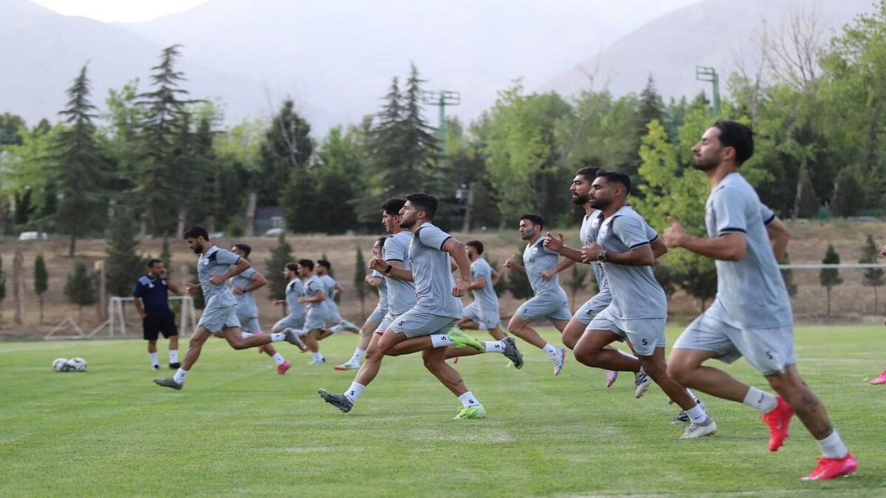 مربی پرتغالی به کادر فنی چادرملو اضافه شد + عکس