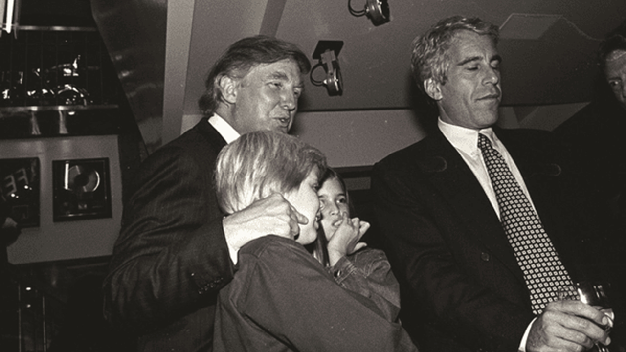 ما ملت امام حسینیم و آنها ملت اِپستین