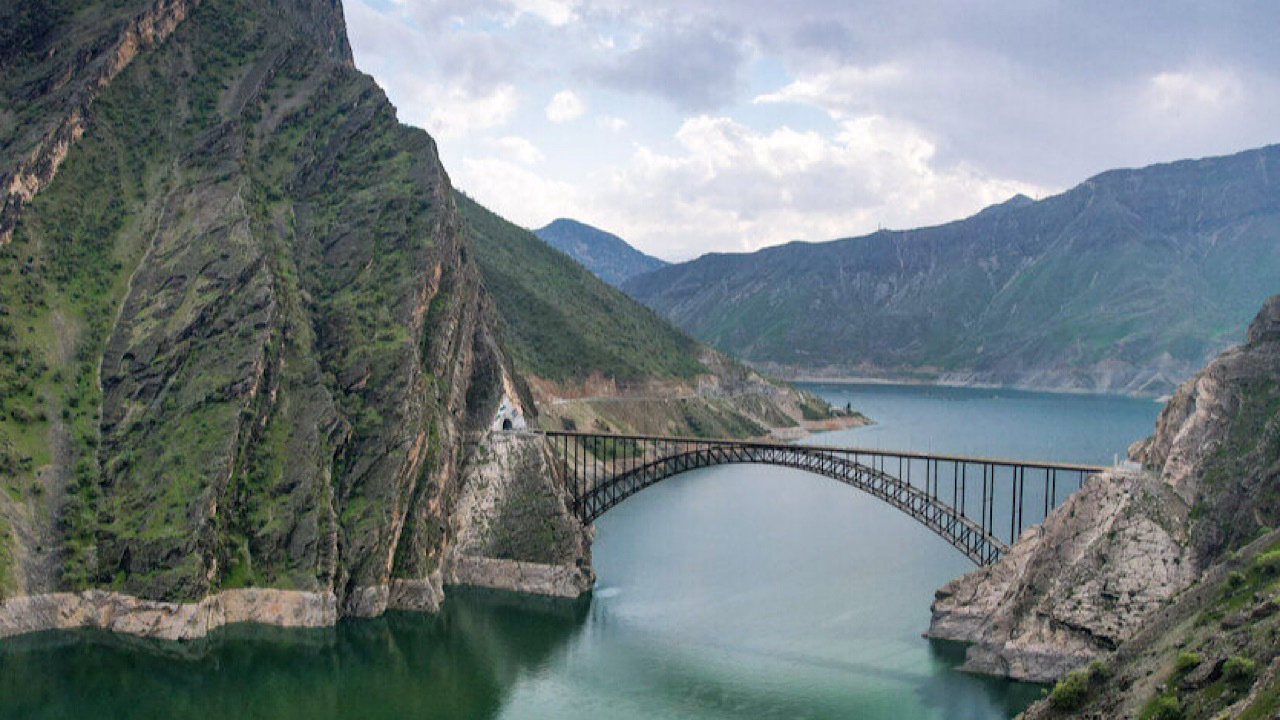 شرایط سدهای حوضه آبریز کارون بزرگ چگونه است؟