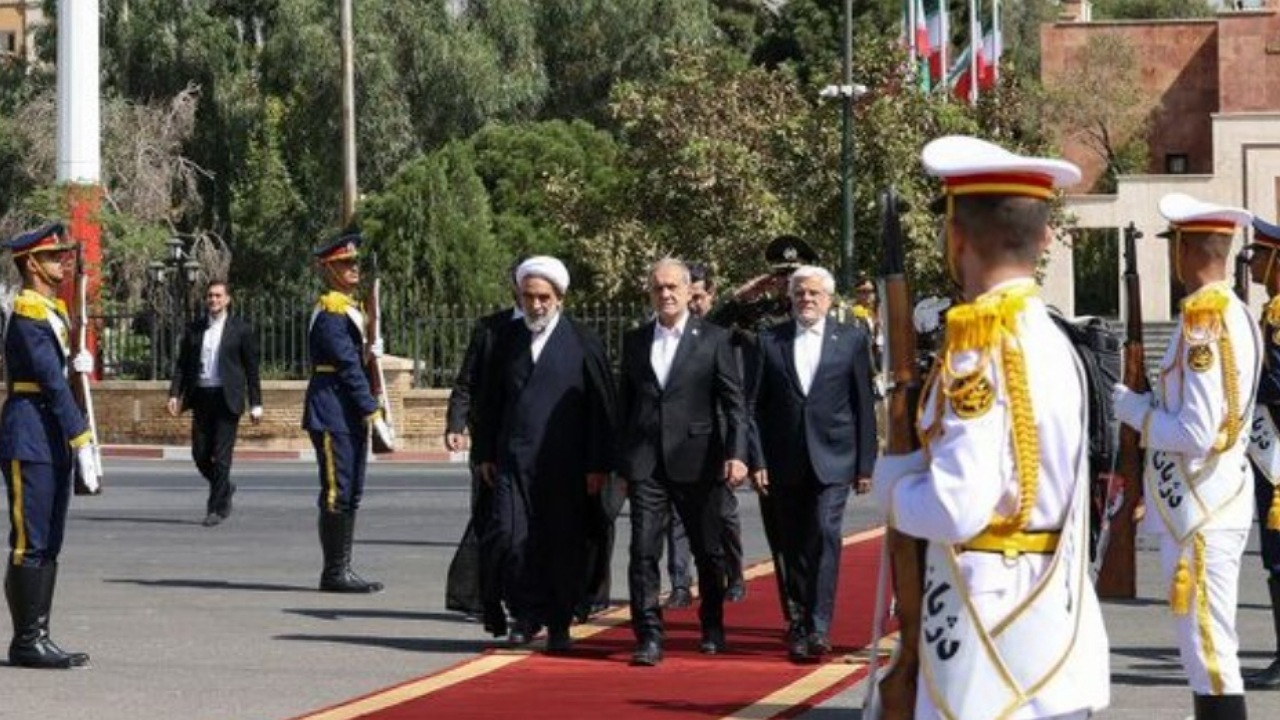 پزشکیان به قطر رفت