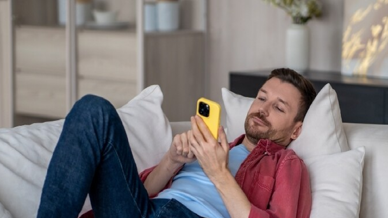 تأثیر مخرب اعتیاد به ویدیوهای کوتاه بر تصمیمگیری و فعالیت مغز