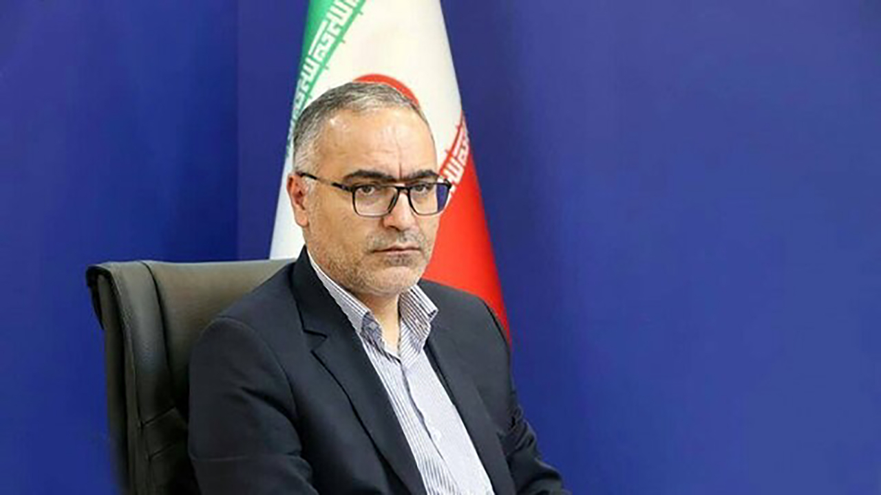 کارکنان صندوقهای بازنشستگی کشوری و فولاد نگران تعدیل نباشند