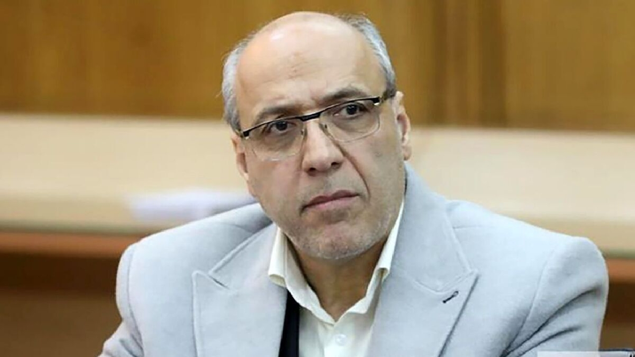 مدیران هنوز آدرس دفتر خود را یادنگرفتهاند که تغییر میکنند