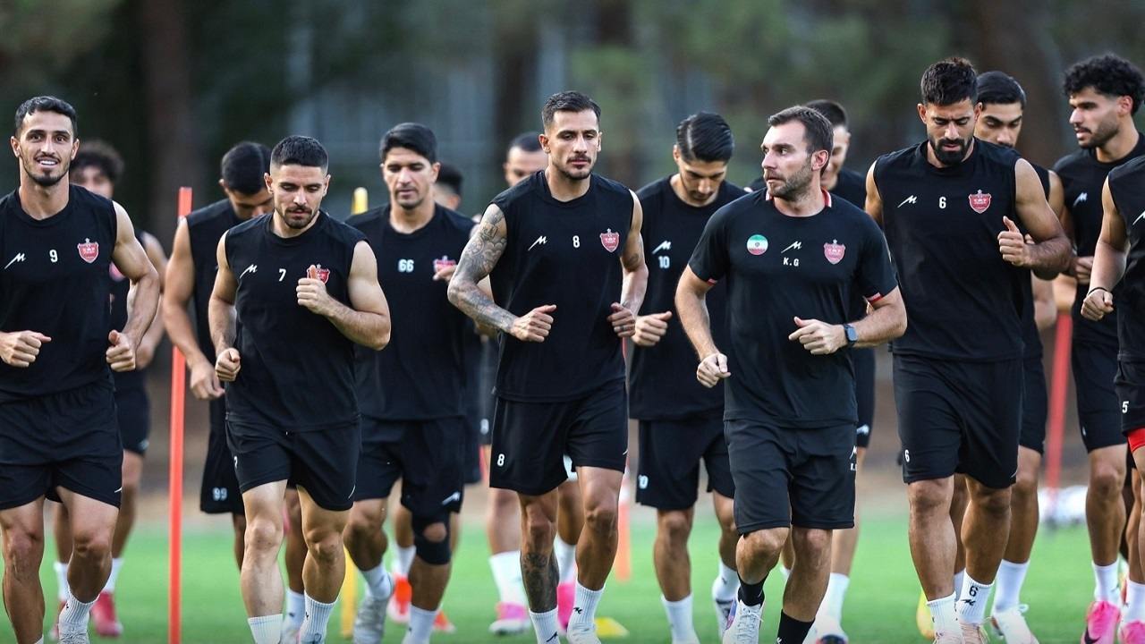 حضور  بازیکنان آکادمی پرسپولیس در تمرینات تیم بزرگسالان