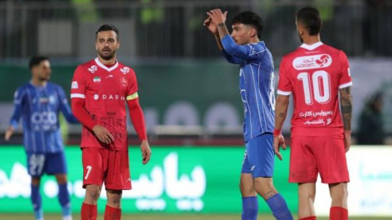 شکایت استقلال از سروش رفیعی