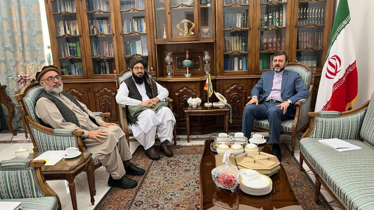 مهاجرین، زندانیان و امور کنسولی محور دیدار سرپرست سفارت افغانستان با معاون امور حقوقی وزارت خارجه ایران