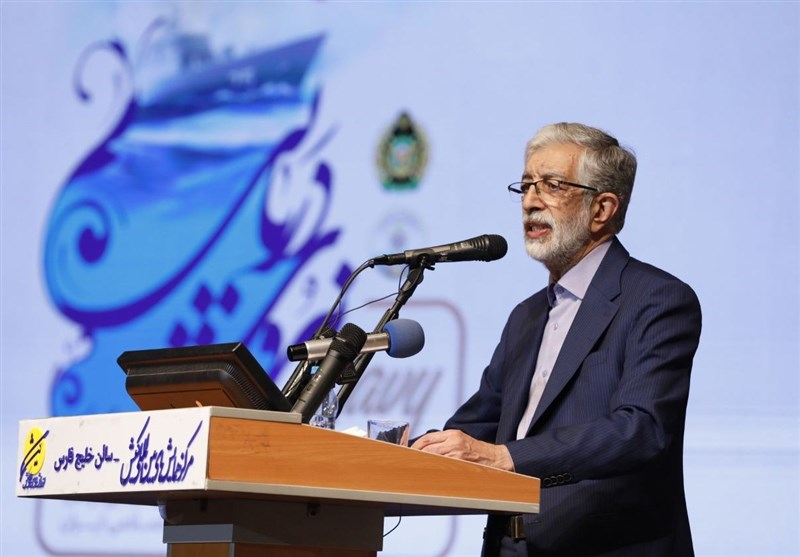 حداد عادل: زبان کُردی سرمایه فرهنگی ایران است/حفظ زبان محلی