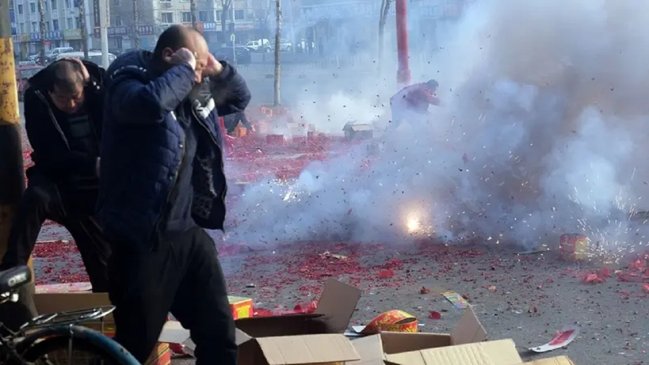 ۱۲ کشته در اثر انفجار و آتش‌سوزی در یک فروشگاه در چین