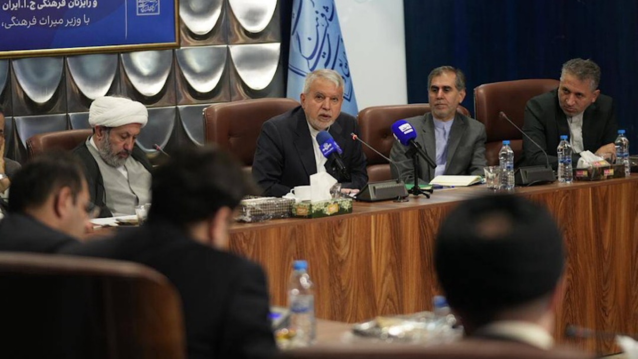 تمرکز بر پیوند ایرانیان خارج از کشور و بازسازی تصویر جهانی ایران