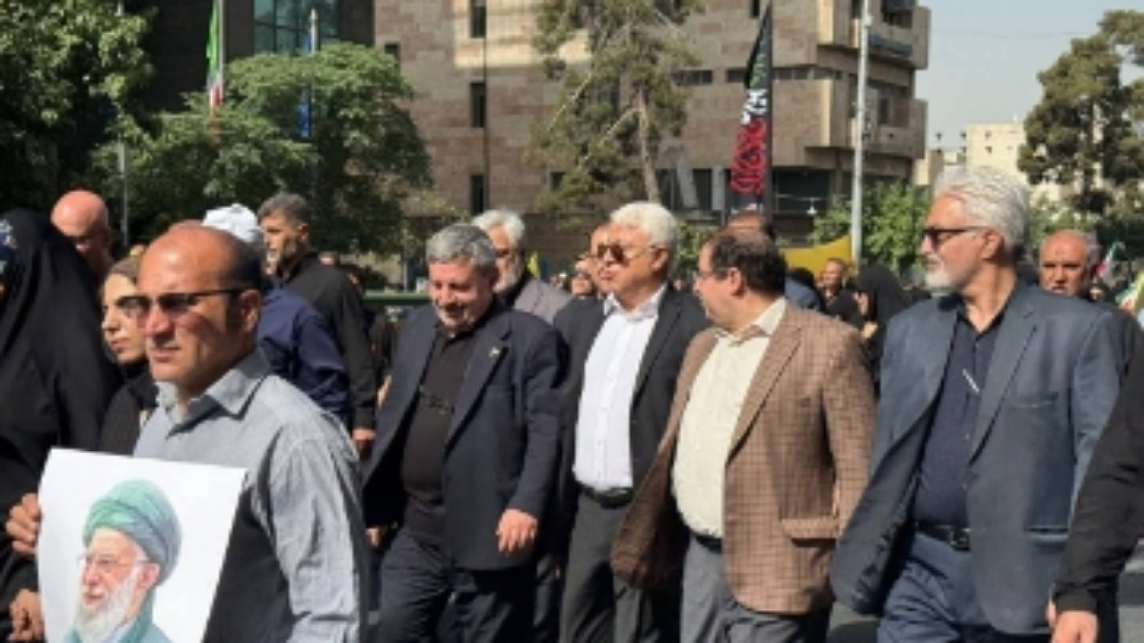 انسجام مردم و اقتدار دفاعی دشمن را مجبور به پذیرش شکست کرد