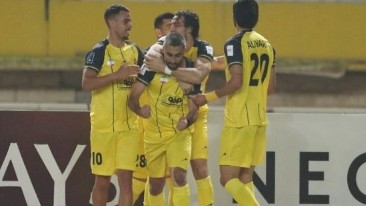 AFC: بازیکنان سپاهان مقابل آخال بی دقت بودند